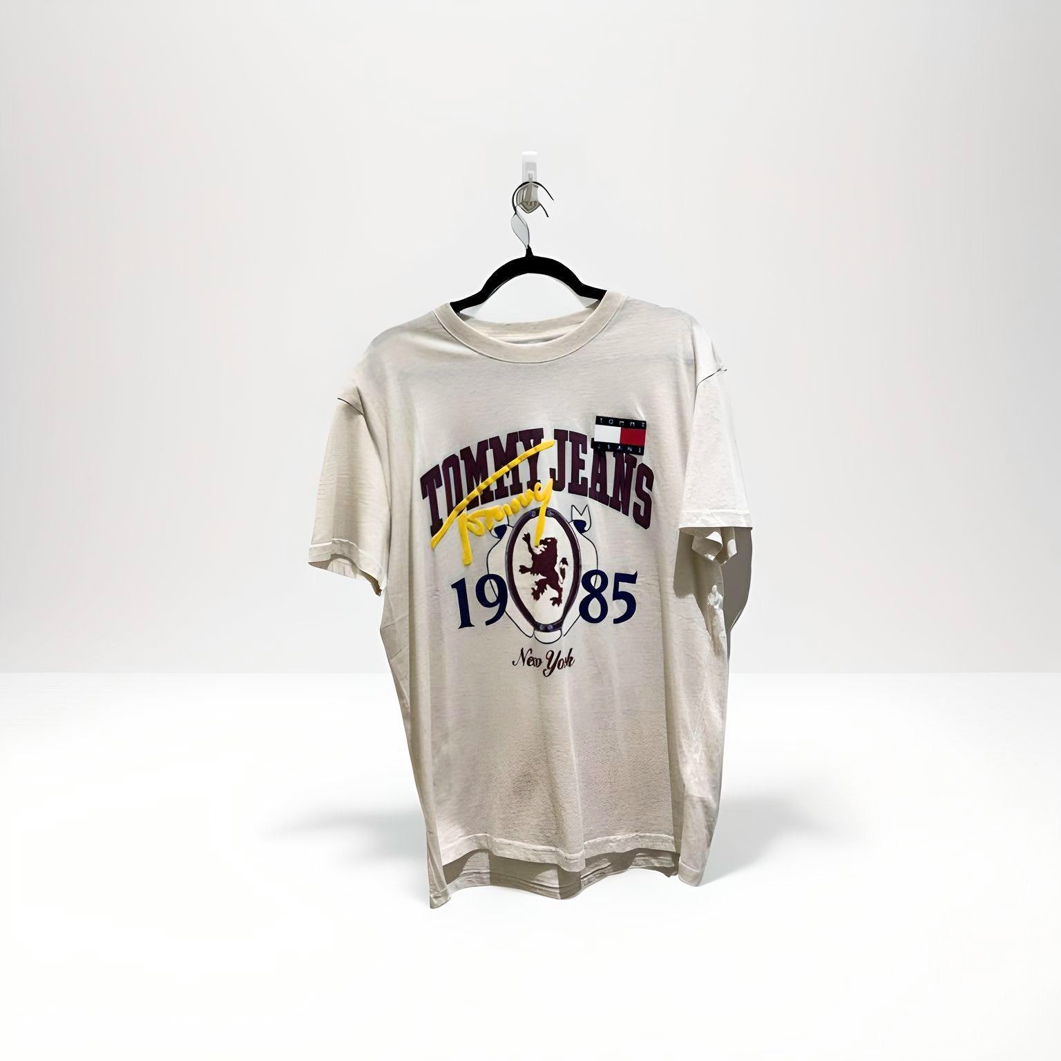 Tommy Hilfiger, Tommy Jeans White T-Shirt  XL